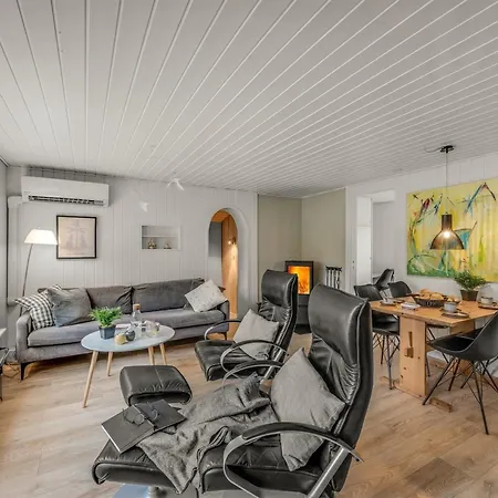 Holiday home Samuli - 400m From The Sea In Western Jutland By Interhome *