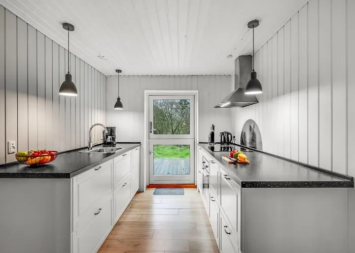 Samuli - 400m From The Sea By Interhome *